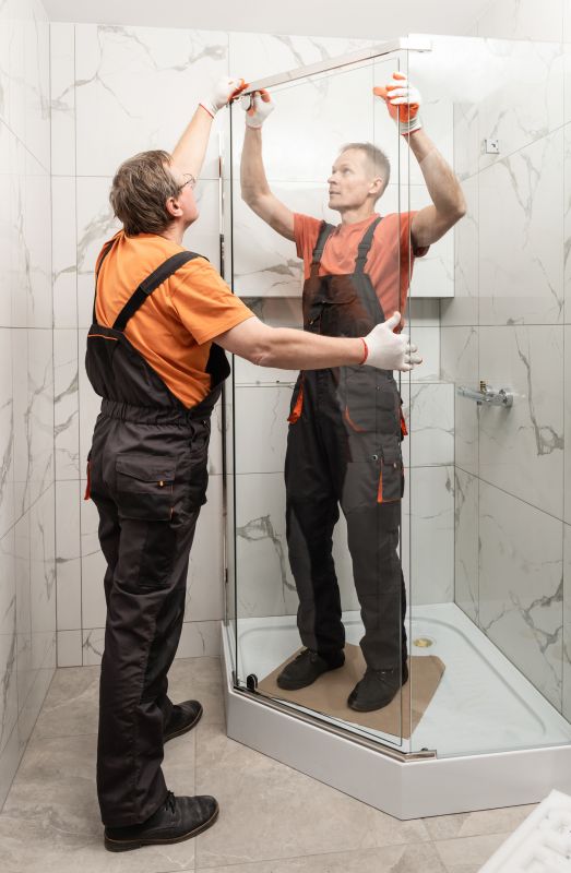 Tile and Glass Installers